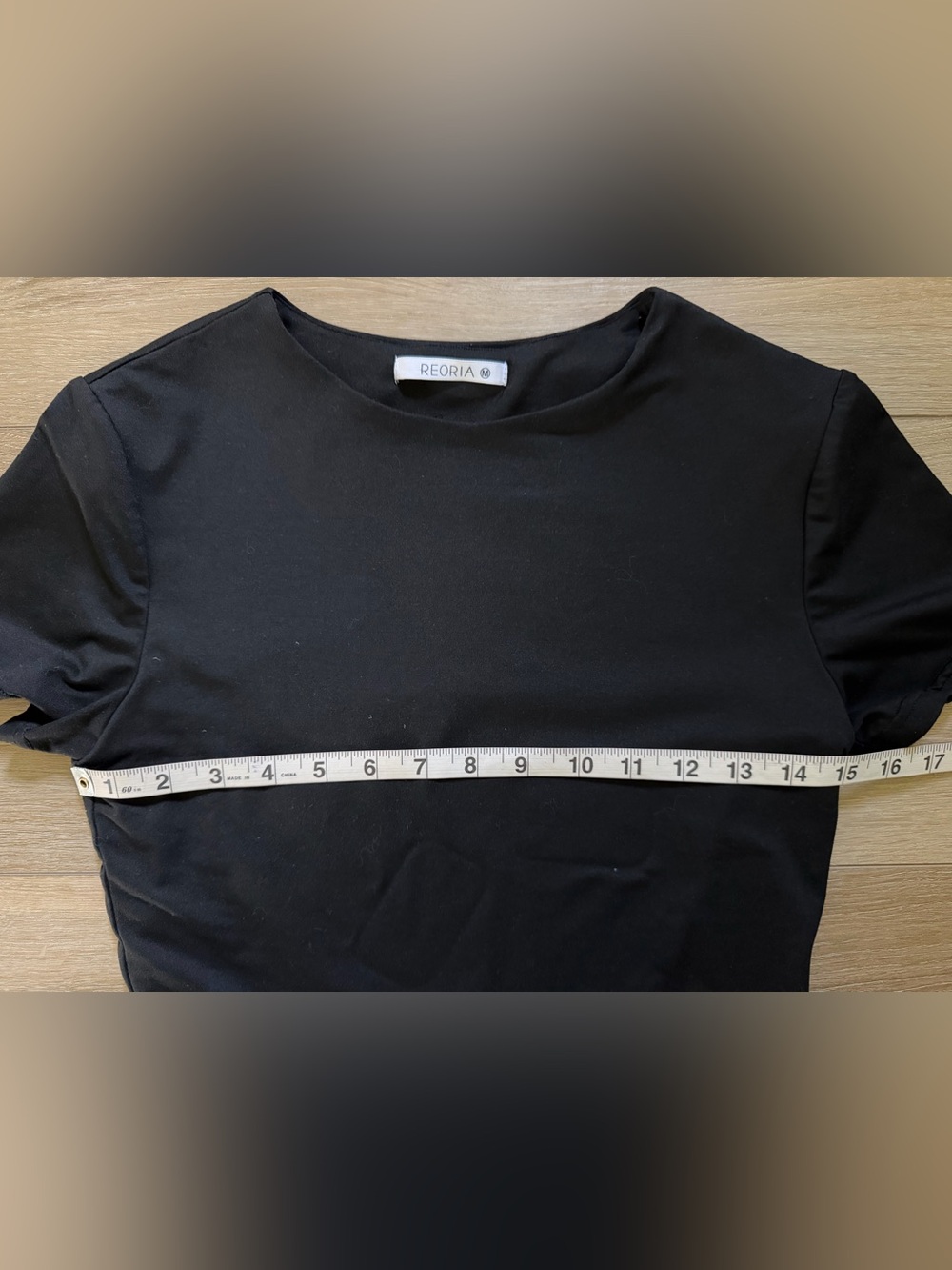 REORIA Crew Neck Short Sleeve Crop Top EUC - Picture 2 of 4